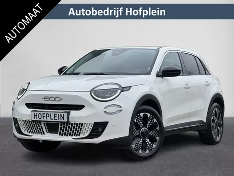 Fiat 600 1.2 Hybrid La Prima | ACC | Stoelverwarming / Massage bestuurderstoel | Clima | Camera | Navi | Elektrische achterklep | ( Vestiging - Vianen )