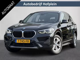 BMW X1 sDrive18iA High Executive | Cruise Control | Camera | Navigatie | Stoelverwarming | LM-Velgen | Climate Control | Elektrisch bedienbare Achterklep | PDC | LED Verlichting ( Vestiging - Vianen )