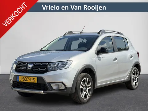 Dacia Sandero 1.0 TCe Bi-Fuel Stepway Serie Limitee 15th Anniv. Camera | Cruise | Clima | Navi | PDC | Bluetooth ( Vestiging - Nieuwegein )
