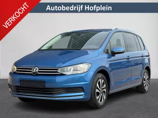 Volkswagen Touran 1.5 TSI Active 7 Persoons | Climate Control | Virtual Cockpit | Cruise Control | Navigatie | Apple Carplay/Android Auto | Stoelverwarming | Dodehoek detectie | ( Vestiging - Vianen Tel: 0347-371248 )