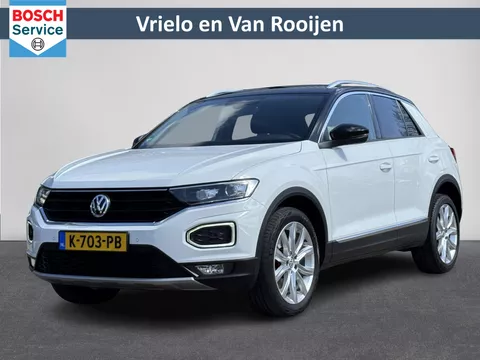 Volkswagen T-Roc 1.5 TSI Sport  | Airco | Carplay | Camera | Parkeersensor voor/achter | Winter-pakket | LM velgen | ( Vestiging - Nieuwegein )